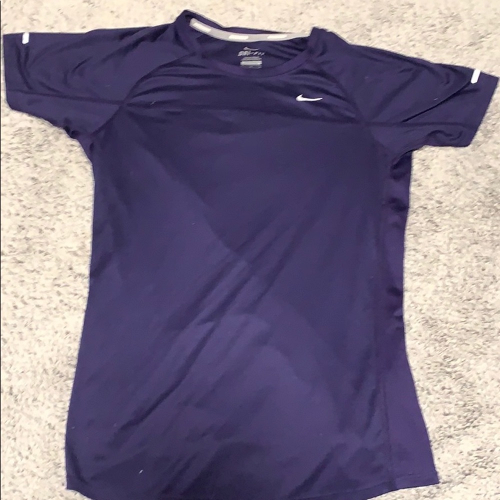 Nike Dri-Fit Legend Women’s T-shirt